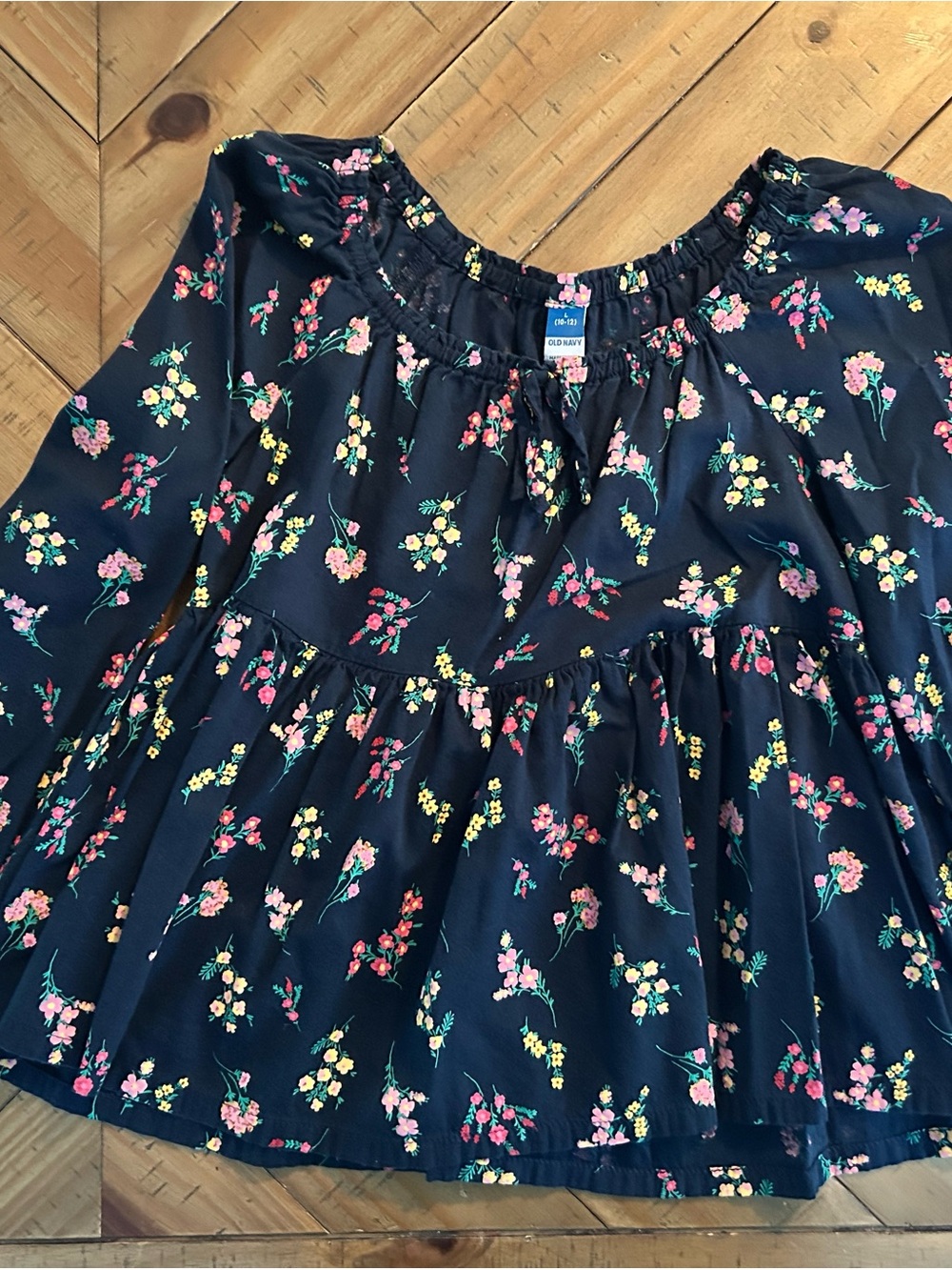 Old Navy Floral flowy top